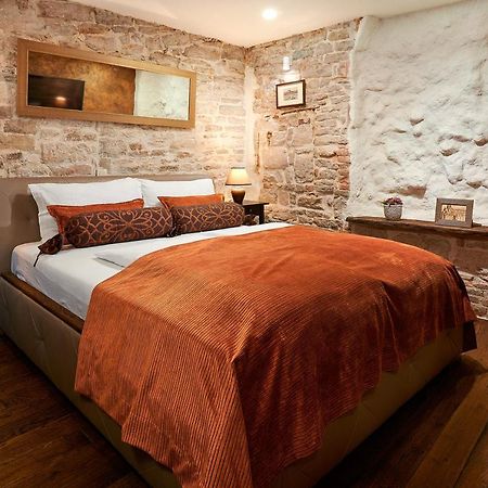 Rustic Apartments Sv Frane In The Old Town Sibenik Luaran gambar