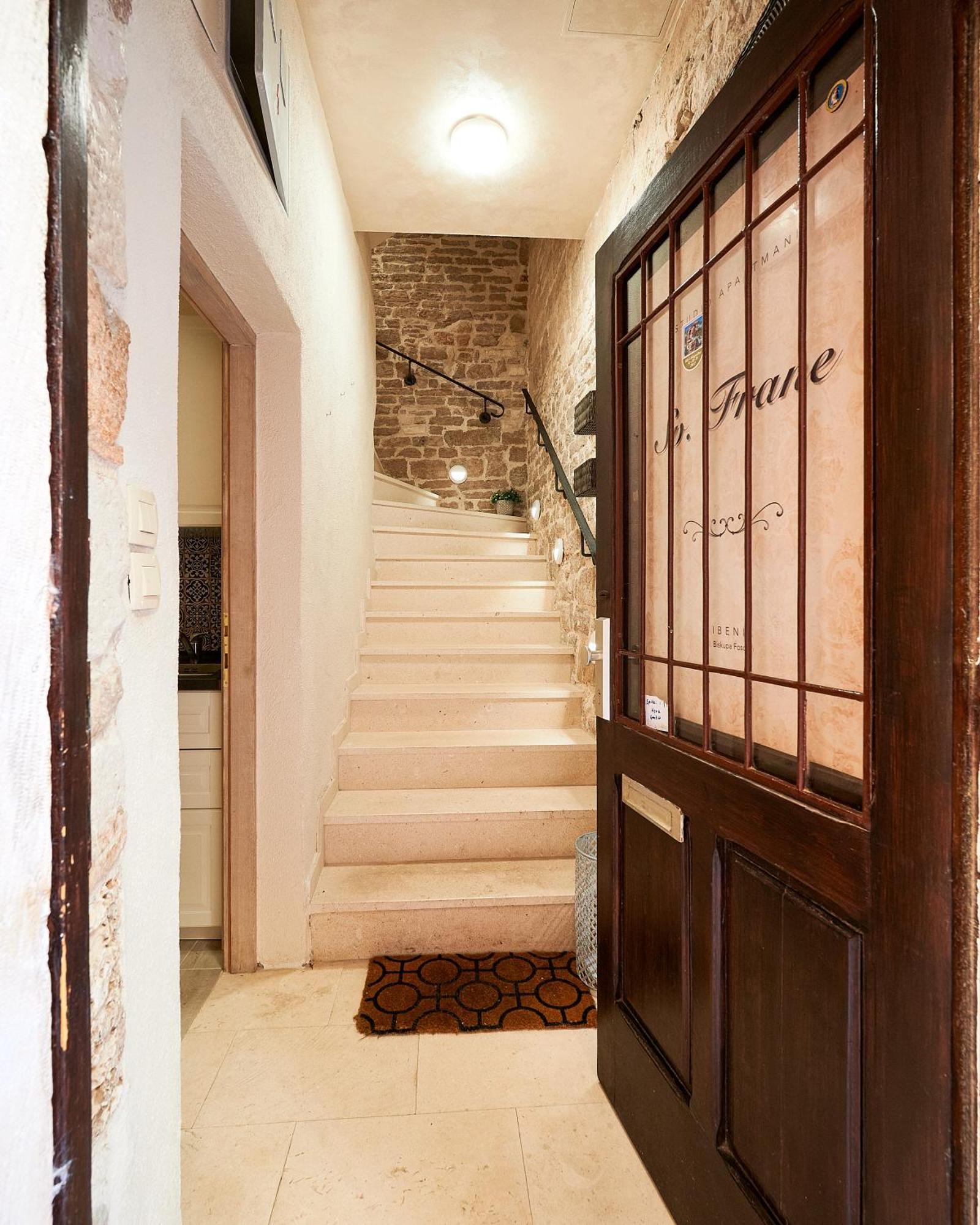 Rustic Apartments Sv Frane In The Old Town Sibenik Luaran gambar