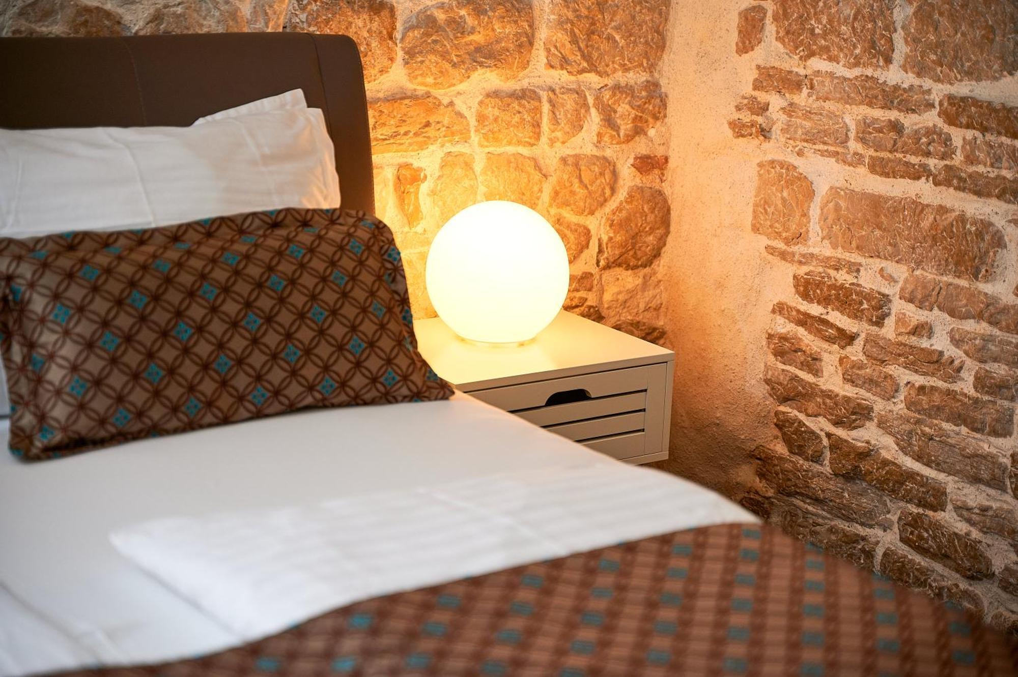 Rustic Apartments Sv Frane In The Old Town Sibenik Luaran gambar