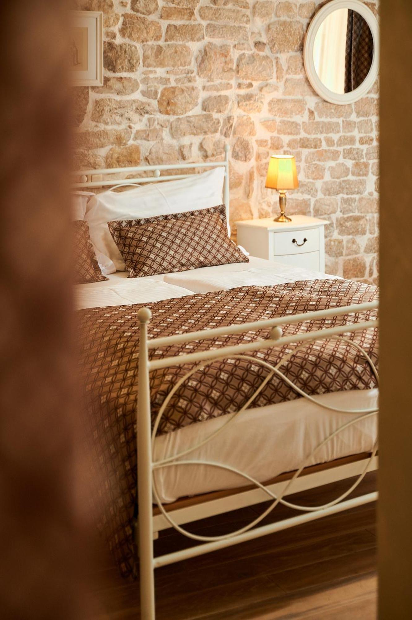 Rustic Apartments Sv Frane In The Old Town Sibenik Luaran gambar