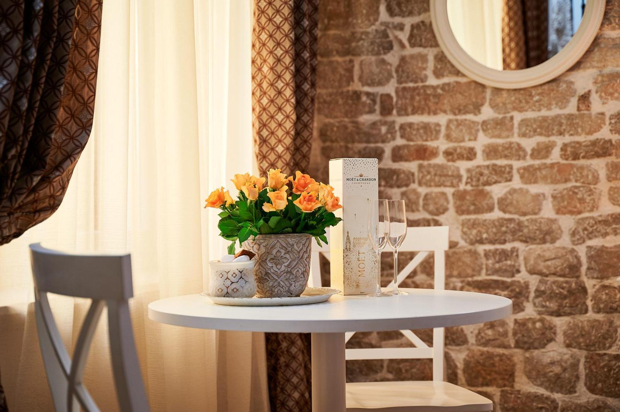Rustic Apartments Sv Frane In The Old Town Sibenik Luaran gambar