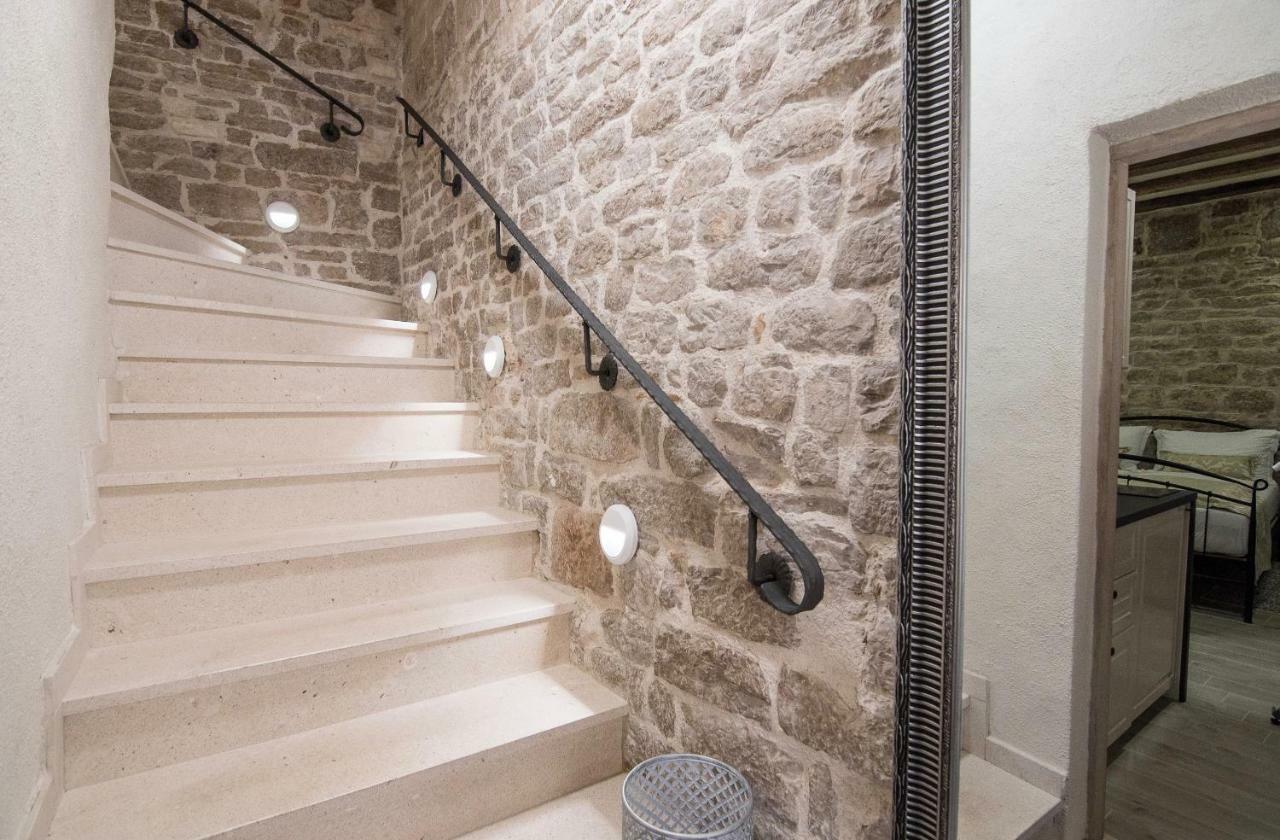 Rustic Apartments Sv Frane In The Old Town Sibenik Luaran gambar